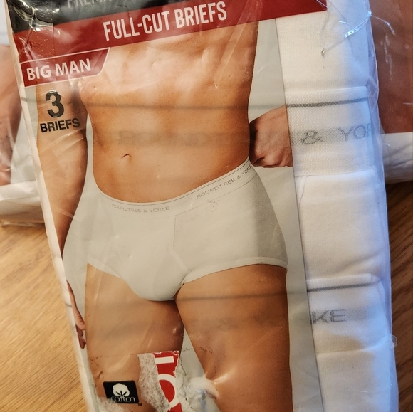 Roundtree & Yorke WHITE Full Cut Briefs 3 Pair/Pack  Sz 56 3PKS. 9 Pairs Total - Picture 2 of 7
